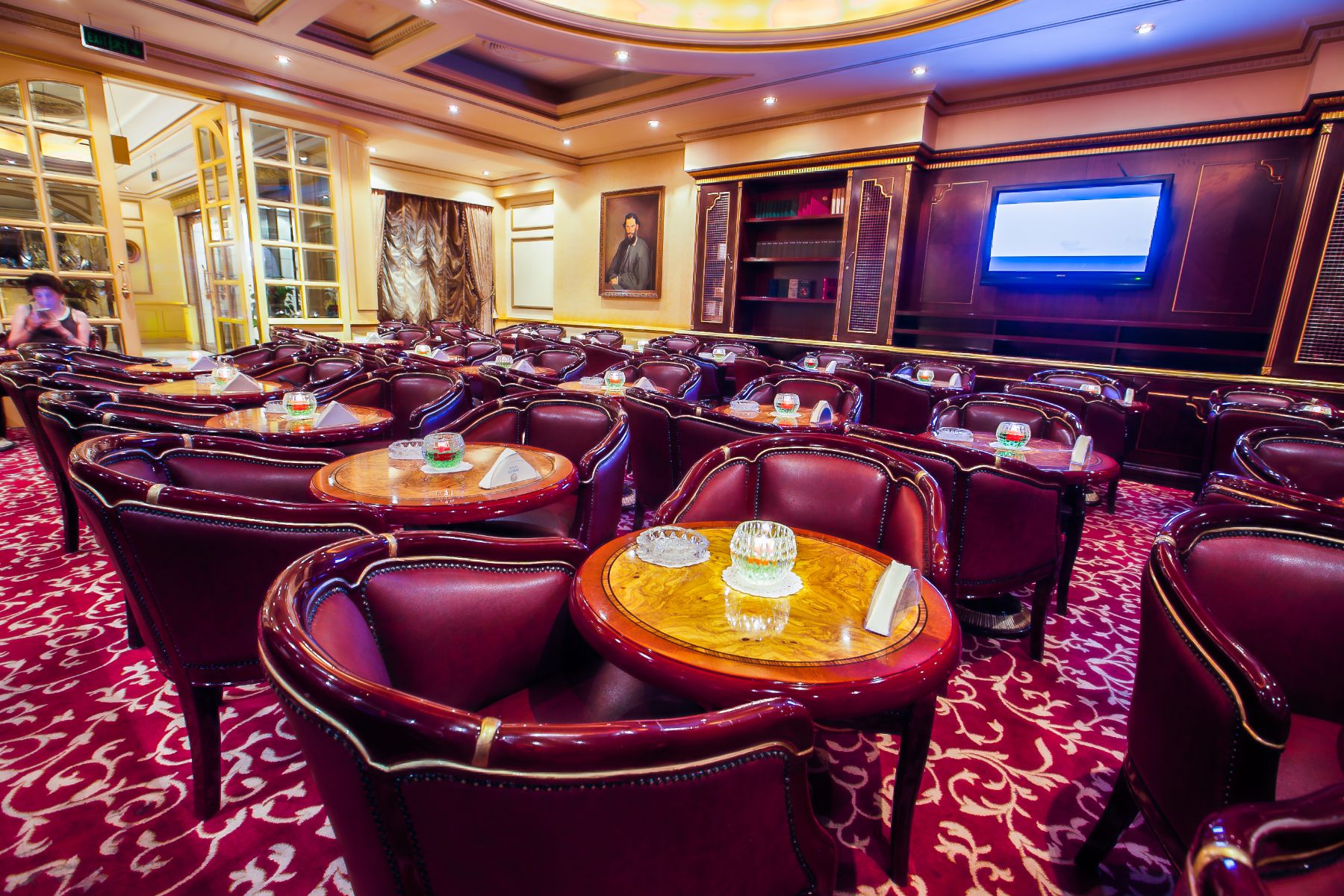 Moscow Hotel Restaurants - Dubai