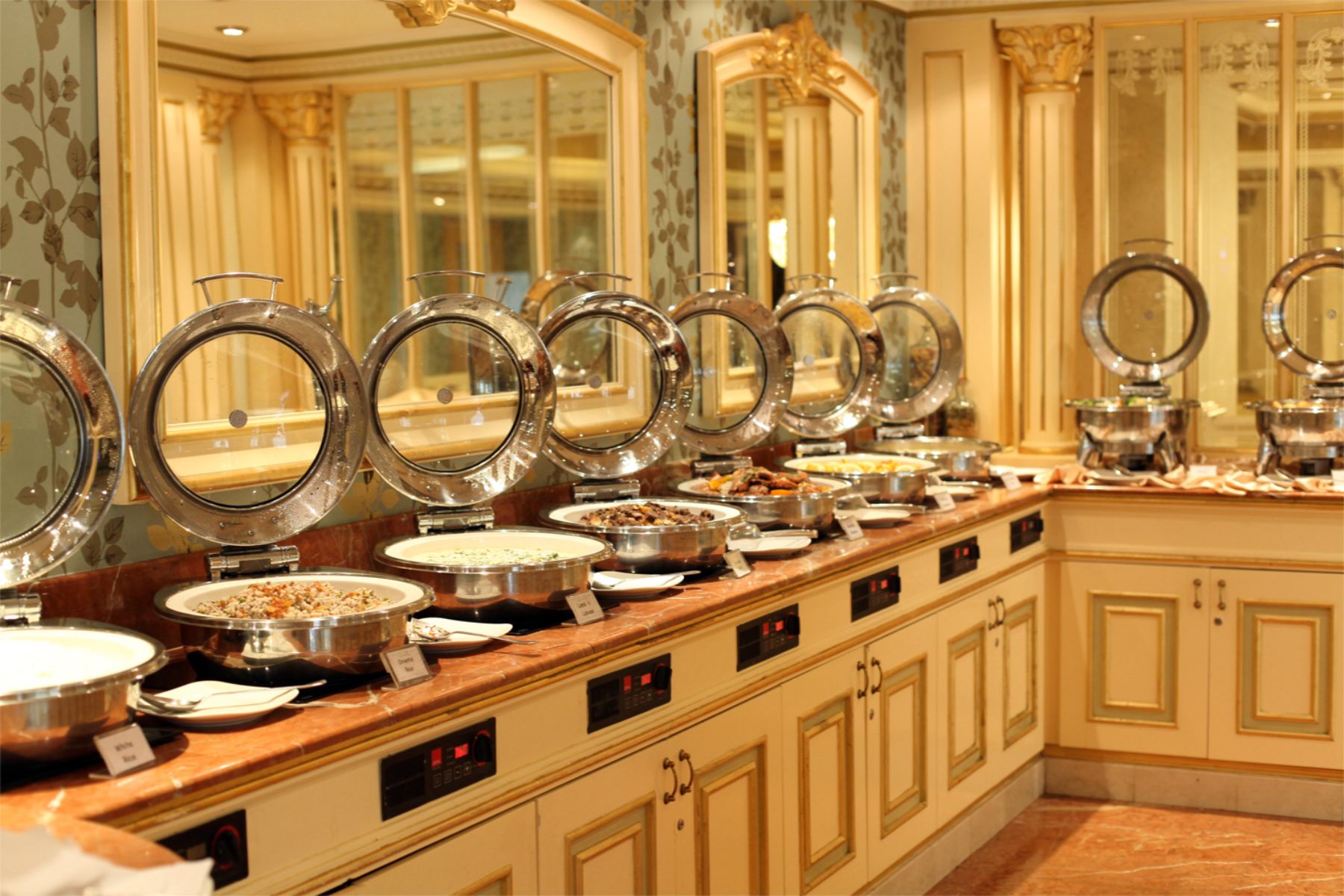 Moscow Hotel Restaurants - Dubai