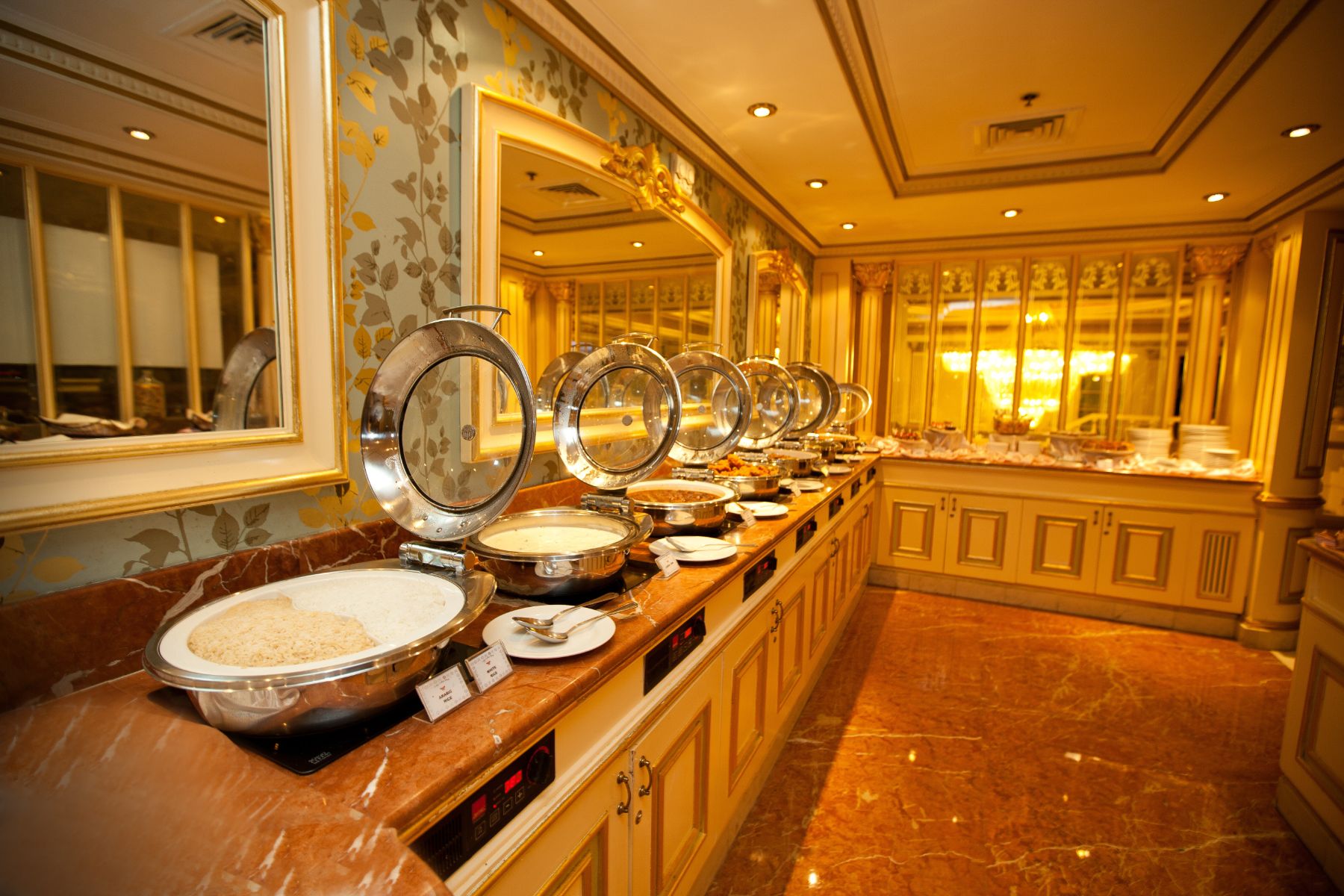 Moscow Hotel Restaurants - Dubai